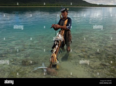 Old Tongan Spear Fisherman Hakautuutuu Islet Niuatoputapu Island