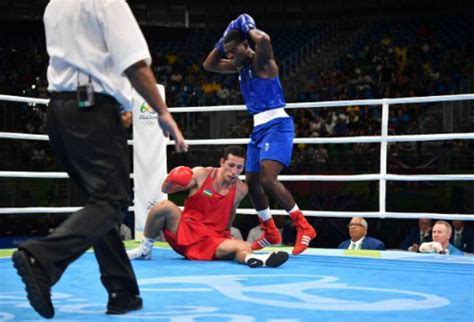 Joshua buatsi is a british professional fighter who held the british heavyweight belt in 2019. WATCH: British boxer scores most vicious knockout of Rio ...
