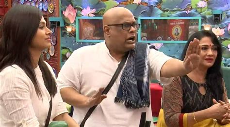 One person can nominate 2 participants, later the public will vote from the nomination list available online. Bigg Boss Tamil Season 4 Today's Episode 12th October 2020 ...