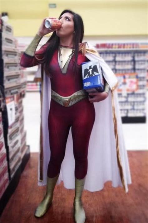 How Shazams Mary Marvel Actress Secretly Joined The Dceu Cosplay Woman Superhero Cosplay