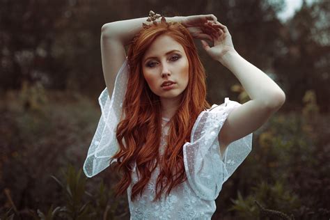 long hair redhead model woman depth of field girl wallpaper coolwallpapers me