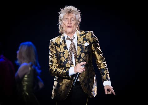 Rod Stewart bulked up security after 'serious' death threat as band members tried to avoid him ...