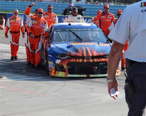 He fought matt kenseth to the finish at watkins glen. A Watkins Glen travelogue with totally high-quality photos ...
