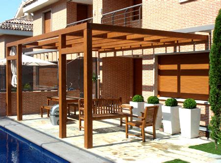 Con esta gama de pérgolas de madera, tratadas en autoclave o por impregnación podrás disponer de un espacio de sombra en cualquier rincón de tu terraza o jardín. PERGOLAS DE MADERA, NUEVAS TENDENCIAS | Palos En Danza