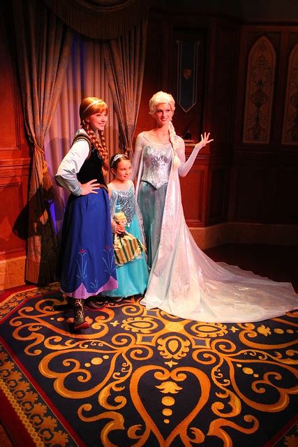 Frozen Anna And Elsa At Magic Kingdom Meet And Greet