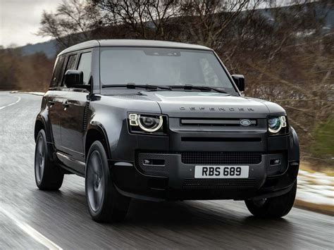 New Land Rover Defender V8 Is Coming Soon