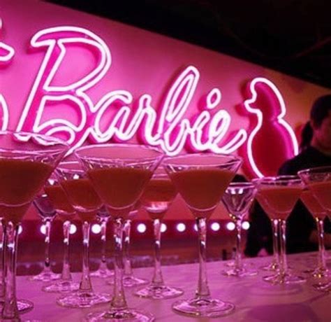 🌈 ┊⋅ʚ𝐇𝐢𝐦𝐞𝐀𝐥𝐢𝐞𝐧ɞ⋅ Barbie Store Pink Aesthetic Barbie Pink