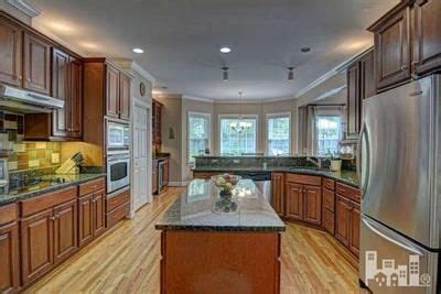Kitchen cabinets for stunning storage. 6203 Greenville Sound Rd, Wilmington, NC 28409 | New ...