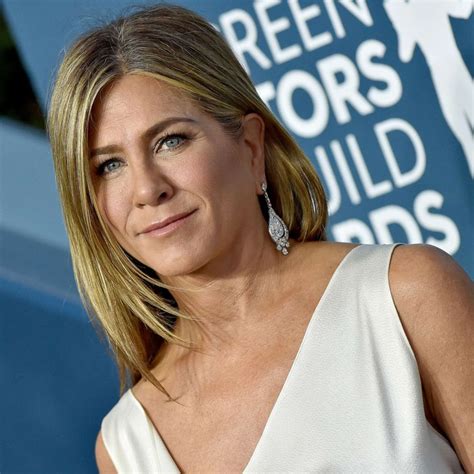 Jennifer Aniston Opens Up About Exploring Ivf Trying To Get Pregnant