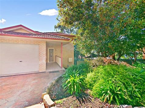 5 Madison Place Berkeley Vale Nsw 2261 House For Rent 570 Domain