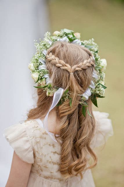 These braided hairstyles with flowers on hair are all done on clean, dry, straight hair so no curling is needed. Best and Super Cute Flower Girl Hairstyles You Can Try ...