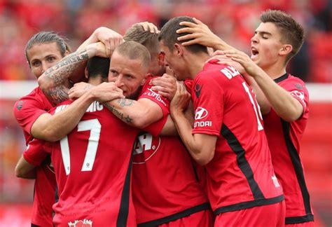 Alternate stadium for adelaide united, melbourne city, sydney fc and western sydney wanderers. Adelaide United must increase crowds to warrant a new stadium