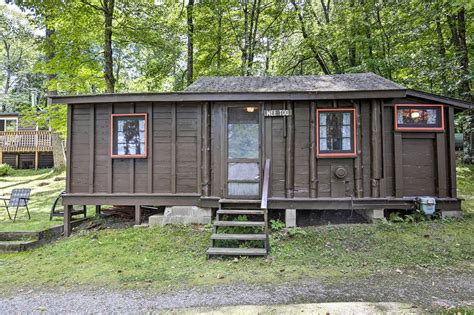 Many campgrounds and resorts in the baraboo/wisconsin dells area provide small cabins and cottages. Rustic Hayward Cabin With Spider Lake Access! UPDATED 2021 ...