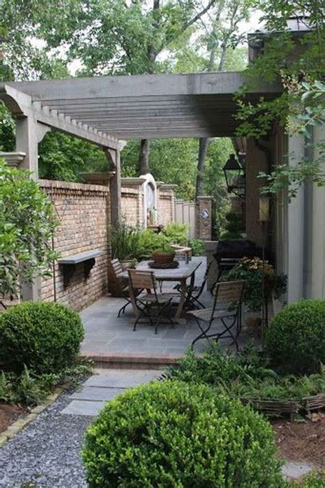 95 Small Courtyard Garden With Seating Area Design Ideas Structhome