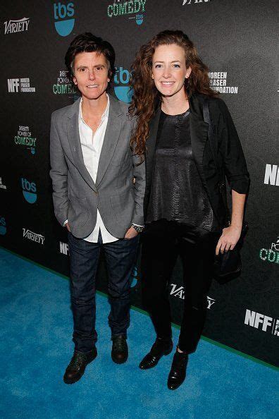 Tig Notaro And Stephanie Allynne As A Famous Stand Up Comedian Tig