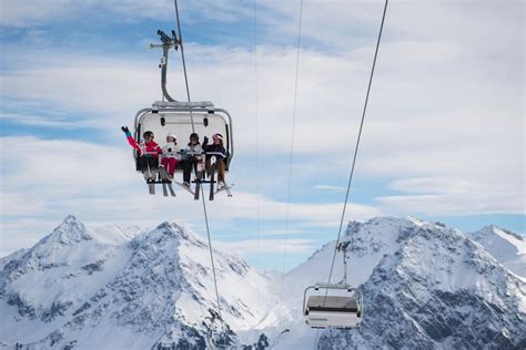 Swiss tourism gets its own local political party - SWI swissinfo.ch