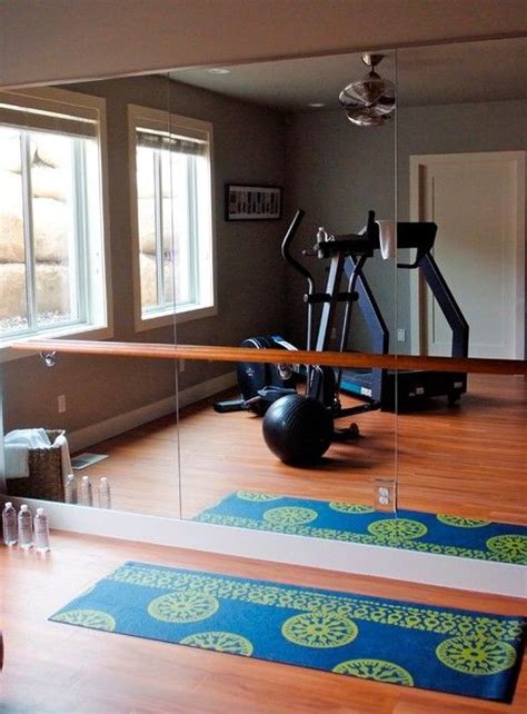Fitnessstudio zu hause einrichten einrichtungsidee für fitnessraum zuhause von Highland Interior