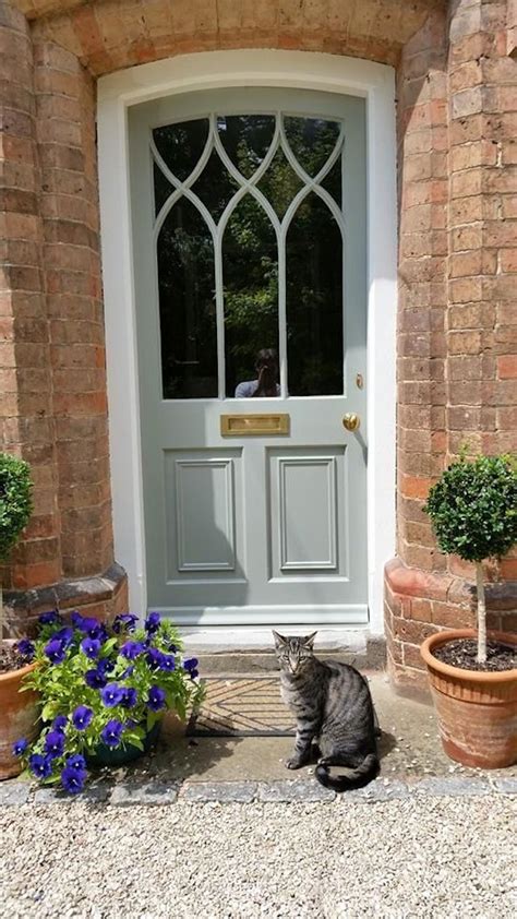 16 Of The Most Beautiful Doorways You Need To See ›› Cottage Front