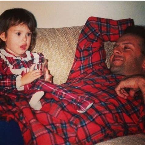 Collectively, he has appeared in films that have grossed in excess of $2.5 billion usd, placing him in the top ten stars in terms of box office receipts. Daddy Bruce Willis with daughter Rumer | Bruce willis ...