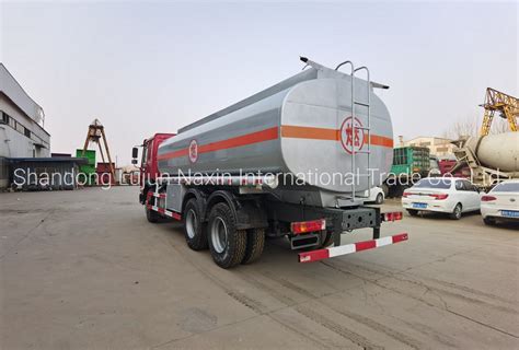 Howosinotrucksinotruksino 6x4 20m3 Truck Oil Fuel Water Tanker