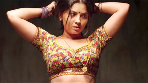 Marathi Actress Sonali Kulkarni Hot Photos Photoshoot Youtube