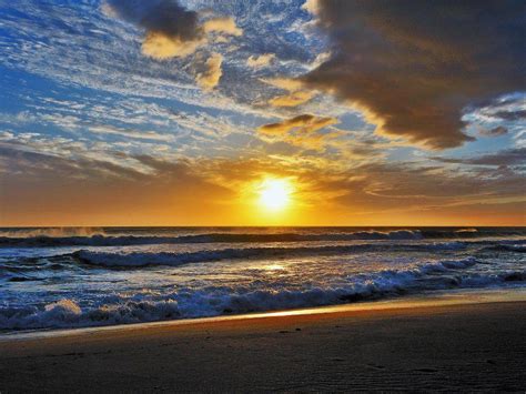 Sunrise At Huntington Beach Ca Beach Wallpaper Shores Beach