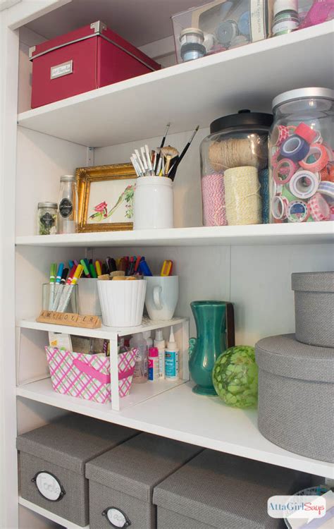 Great craft room makeover, lots of craft room ideas! Home Office Ideas & Craft Room Makeover