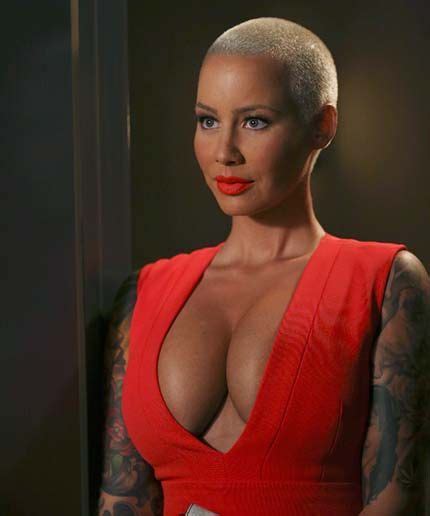 here s why amber rose s black ish appearance was disappointing amber rose fashion