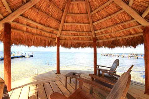 Sunset Cove Beach Resort In Key Largo Florida Keys Offers A True Island Atmosphere With