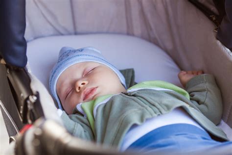 Babies Sleeping Outdoors Hyväkysymysfi
