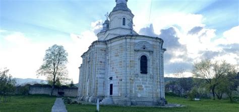 Manastirea Moreni Obiective Turistice De Văzut și Vizitat