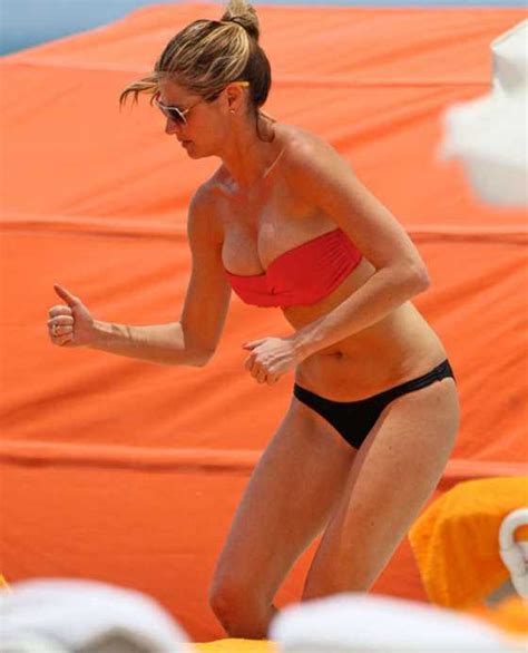 Softly Temperature Erin Andrews Flashes Her Bikini And Toned Figure