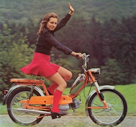 1975 Kreidler Moped Photo Gallery Vintage Moped Moped Scooter Girl