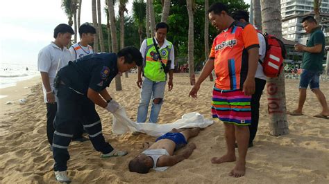 Unidentified Man Found Dead After Drowning At Jomtien Beach Pattayaone