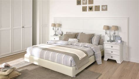 Ma facciamo un passo indietro: Camere matrimoniali - Country style - Shabby chic - Urban chic