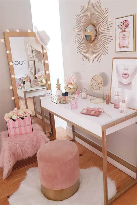 This desk is crafted in a high quality rubberwood, and can be great solidly built vanity! Makeup Vanity Table Ideas To Assist Your Makeup Routine ...