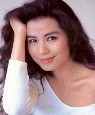 Jackie chan turned in three great films in the 90's and five second string films, but it's drunken. Top 10 Most Popular Hong Kong Actresses | ChinaWhisper