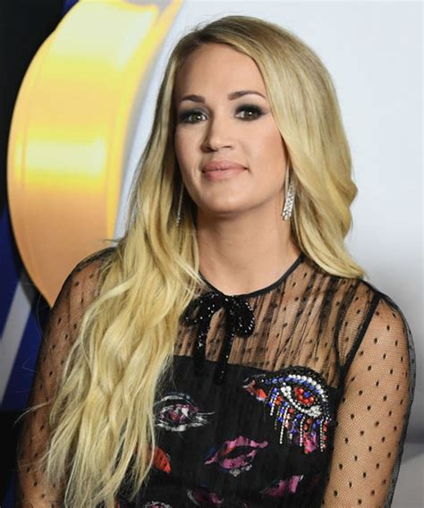 Carrie Underwood Reveals She Had 3 Miscarriages
