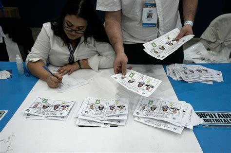 La Jornada Presenta Partido De Sandra Torres Denuncia Por Fraude Electoral En Guatemala