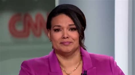 Cnn S Sara Sidner Chokes Up While Revealing Stage Breast Cancer