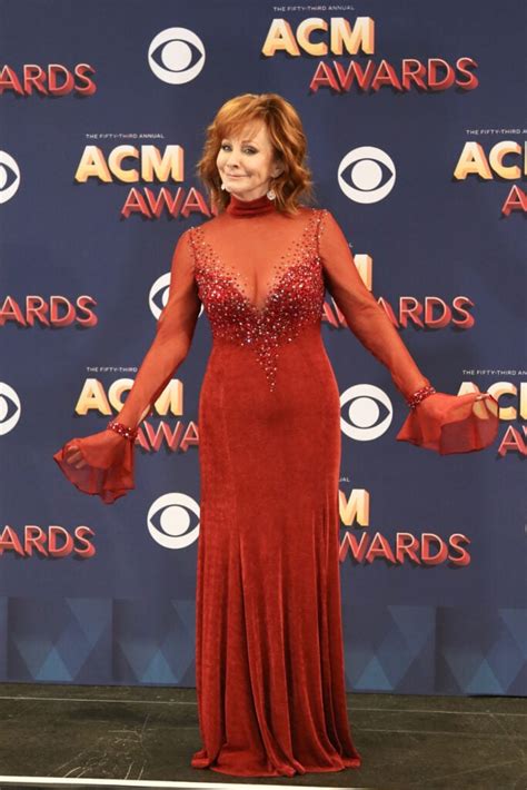 69 and sensational reba mcentire s size height weight and more