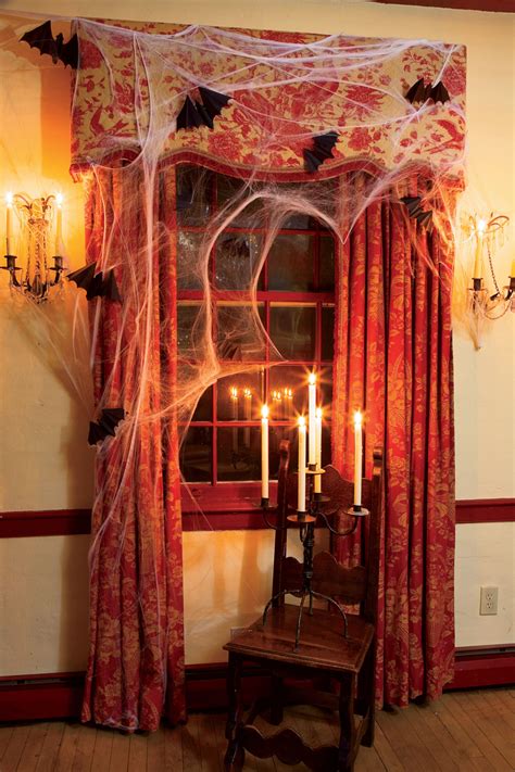 10 Spooky Window Decorations To Get Your Home Ready For Halloween