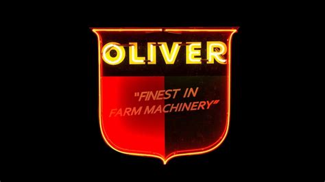 Oliver Tractor Neon Sign 35x33x9 H189 Davenport 2019