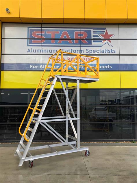 Cantilever Work Platform Ladders Star Access Platform Mena