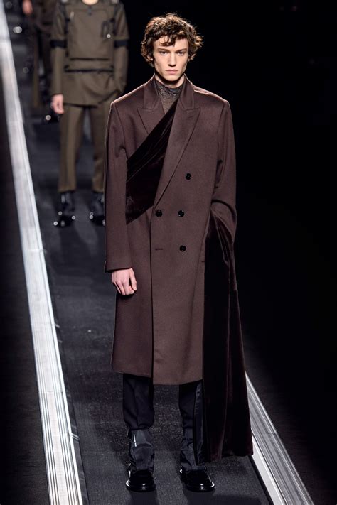 Dior Men Fall 2019 Menswear Fashion Show Mens Winter Fashion Mens Fashion Casual Mens Outfits