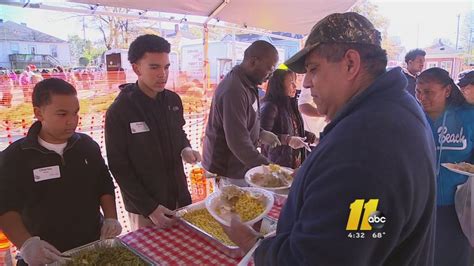 Hundreds Of Volunteers Help Those In Need This Thanksgiving Abc11