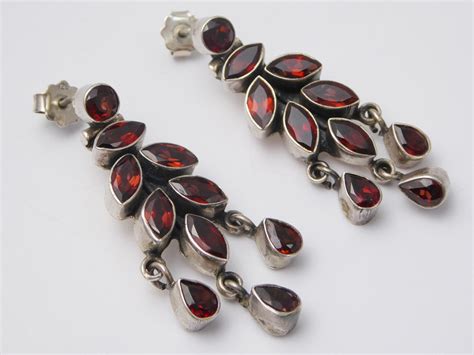 Vintage Sterling Silver Natural Garnet Drop Earrings