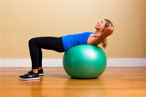 Upper Abs Crunches On Exercise Ball Best Ab Exercises For Women