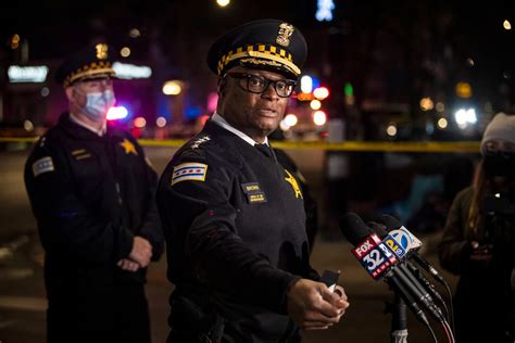 Chicago Shootings 3 Dead 4 Injured Police Id Jason Nightengale