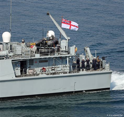 Royal Navy Sandown Class Minehunter Hms Bangor M109 Arri Flickr